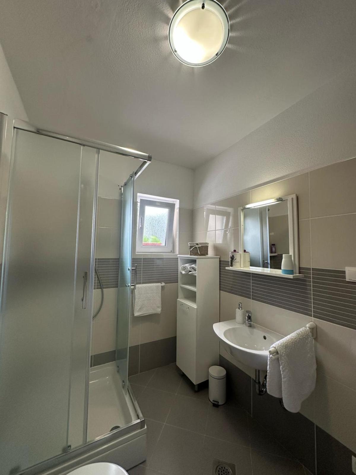 Guest House Kovacevic Хвар Экстерьер фото